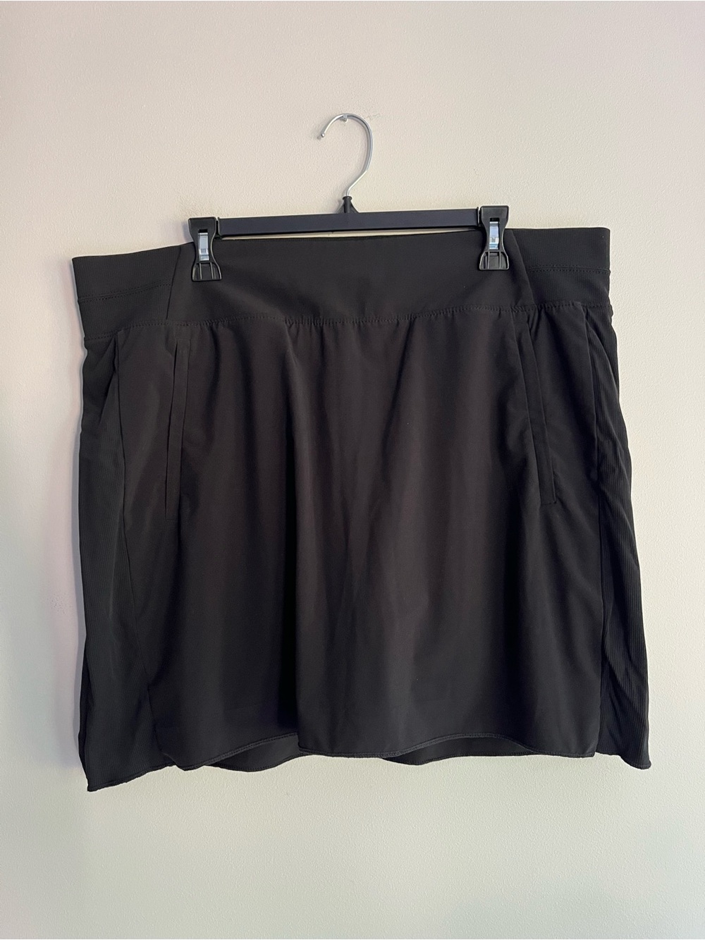 Athleta Black Brooklyn Athletic Skort Size 18